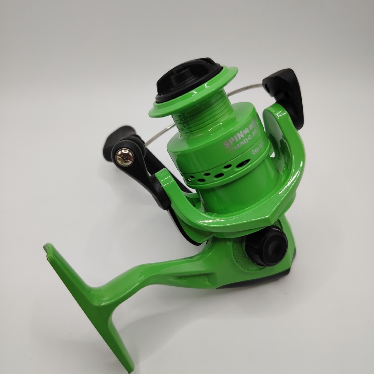 Outlife スピニング釣りリール サイズ 200 メタル - Surf Reel のレビューと価格