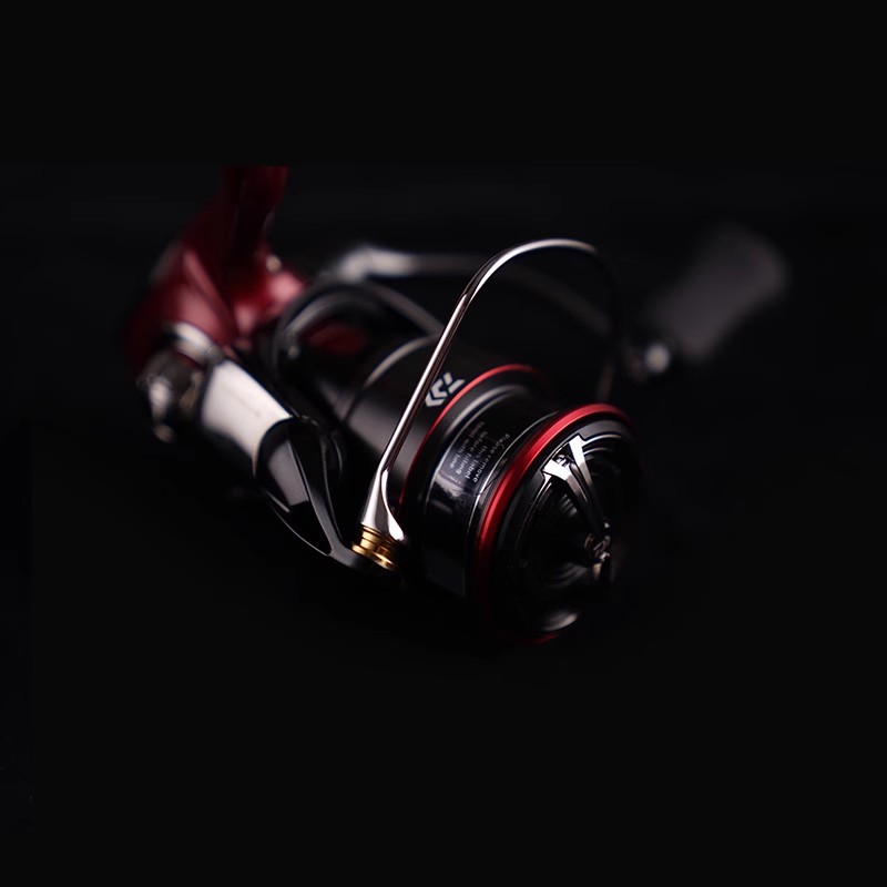 2025 新ダイワ FUEGO CS LT スピニング釣りリ - Shimano Reel Stradic のレビューと価格